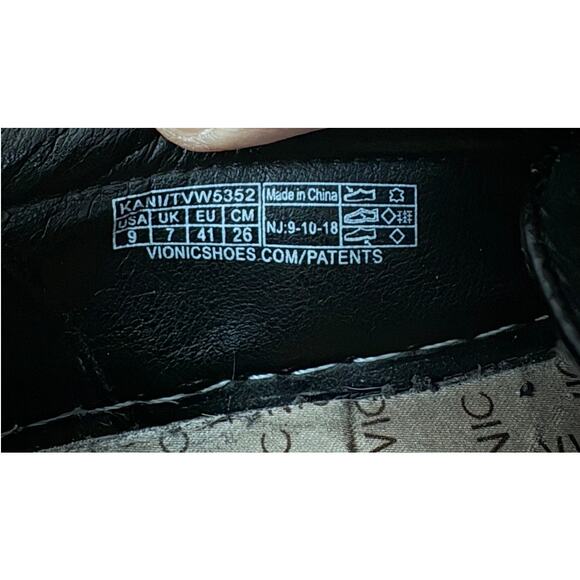 Vionic Perforated Black Leather Slip On Sneakers Size 9 - Picture 6 of 7